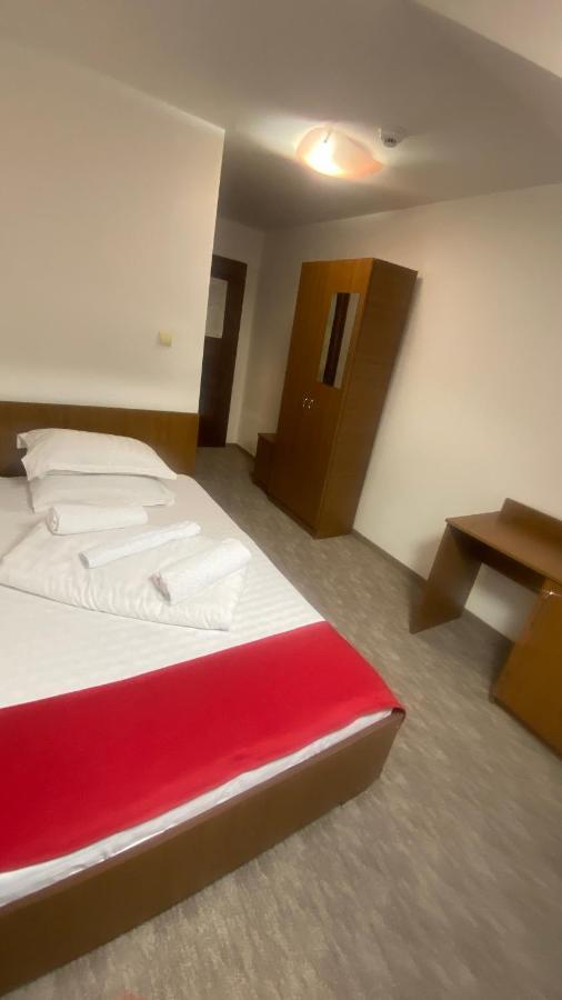 Pension La Viorel Isaila Sibiu Exterior photo
