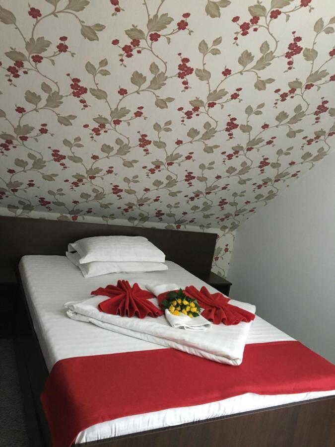 Pension La Viorel Isaila Sibiu Exterior photo